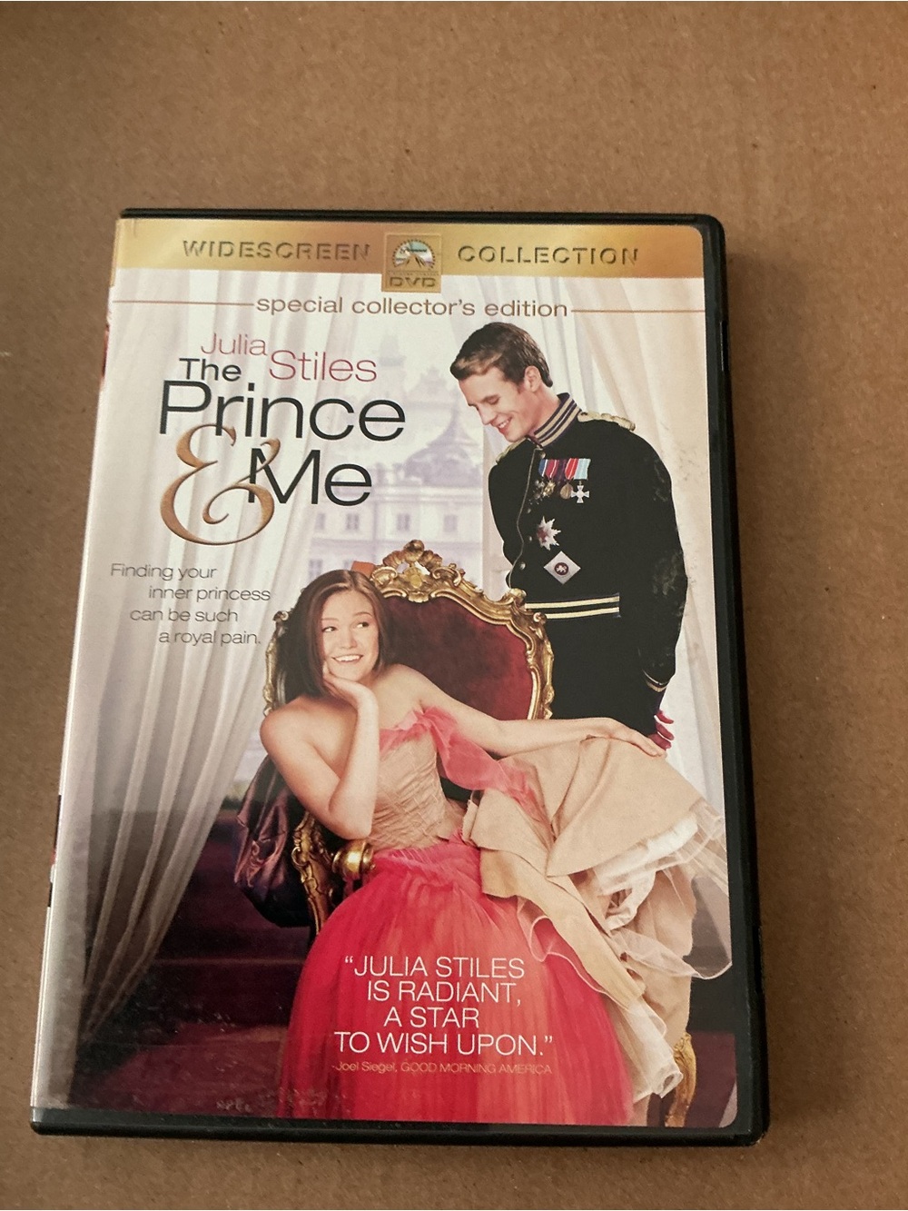 The Prince & Me (DVD) Julia Stiles - Pink & Cream Cover